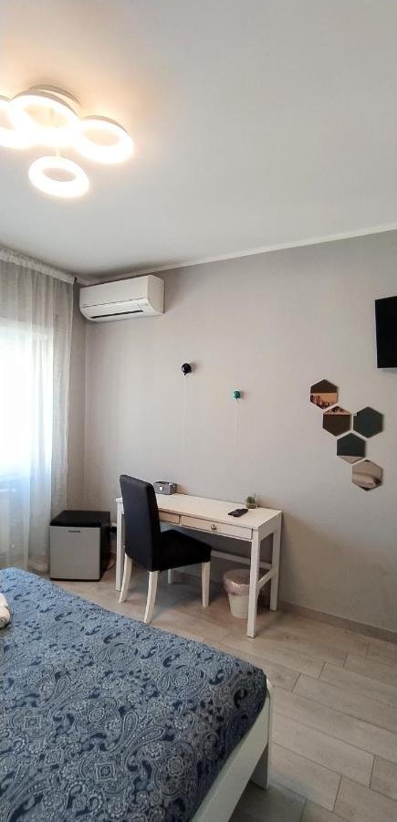Pretty Tiburtina Room Rome Exterior photo