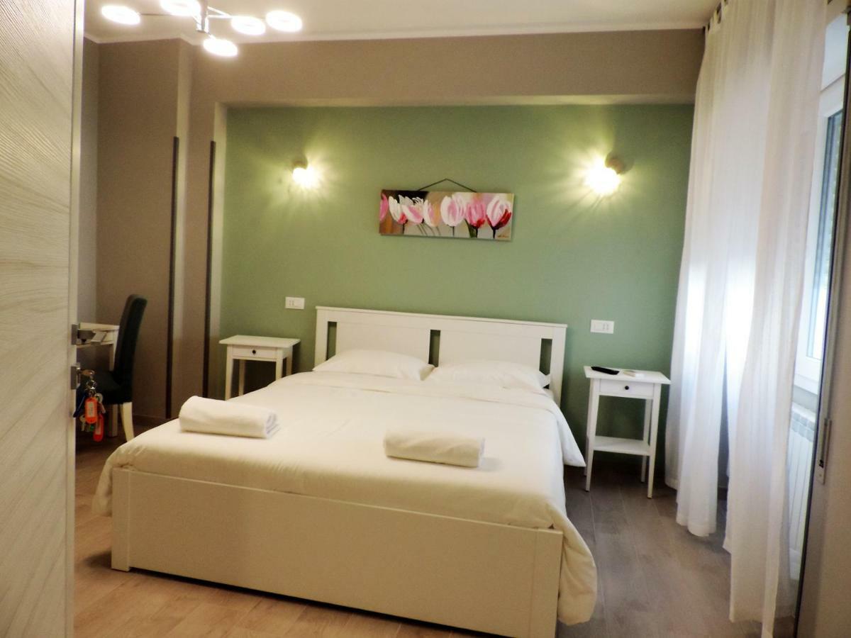 Pretty Tiburtina Room Rome Exterior photo